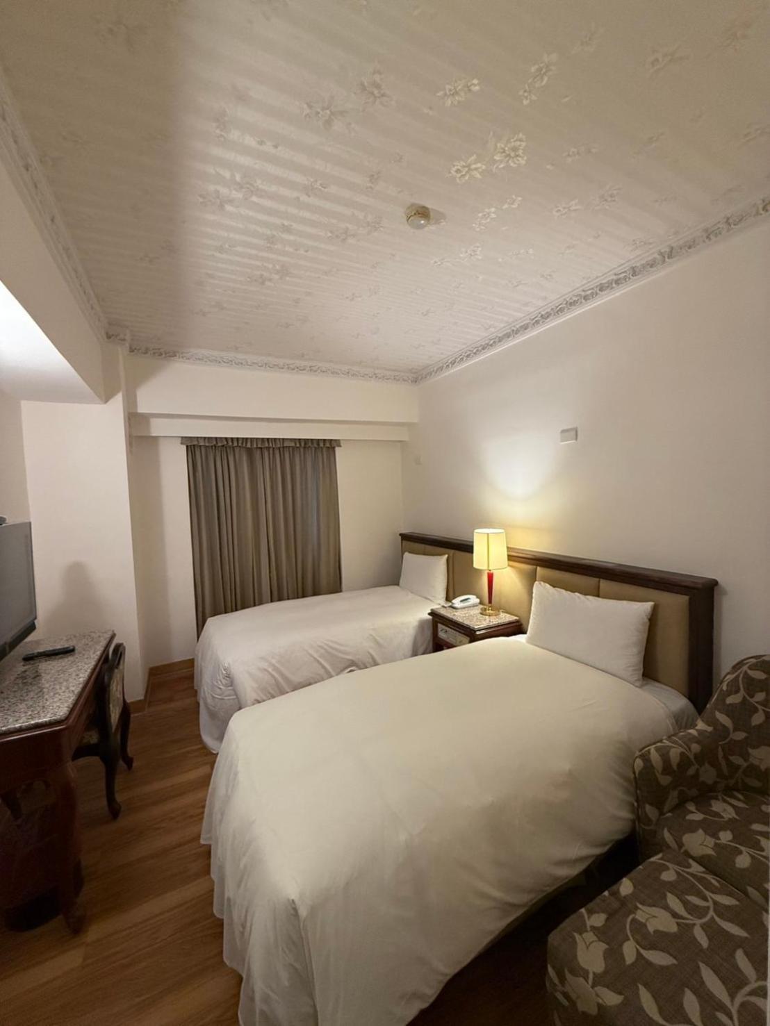 Hua Tong Hotel Hualien Buitenkant foto